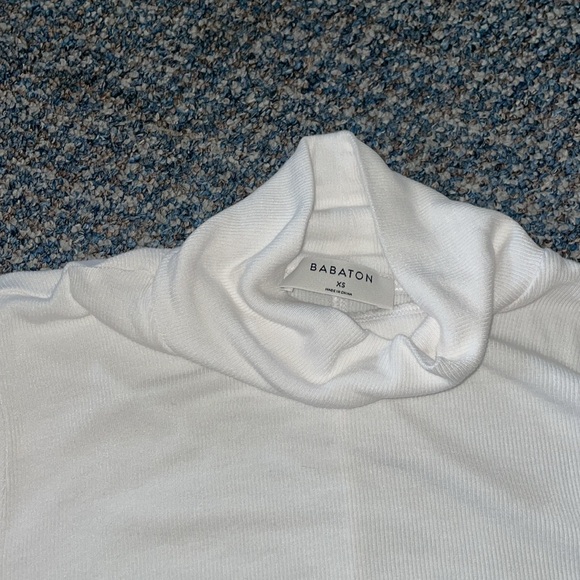 Aritzia white Mock Neck - Picture 3 of 3